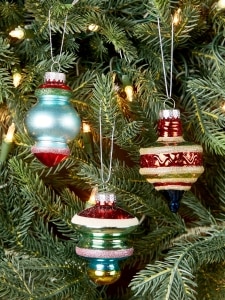 Old Fashioned Christmas Ornament Set
