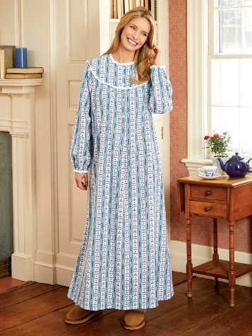 Lanz of Salzburg Flannel Nightgown | Cranberry Tyrolean