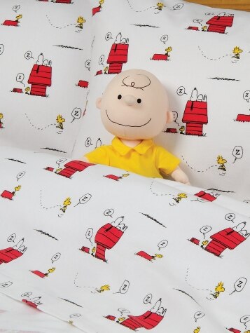 Peanuts Gang Flannel Sheets | Bedding with Snoopy and Woodstock
