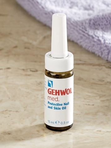 Moisturizing Nail and Skin Oil | Gehwol Protective Oil