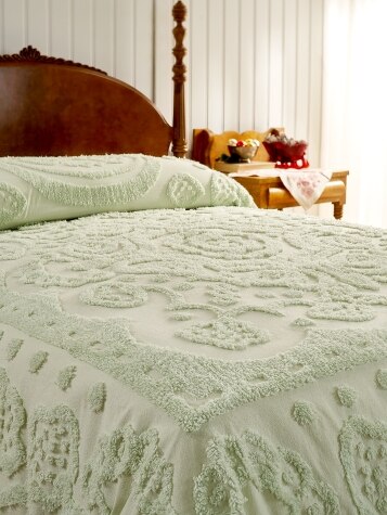 Floral Chenille Bedspread | Vermont Country Store
