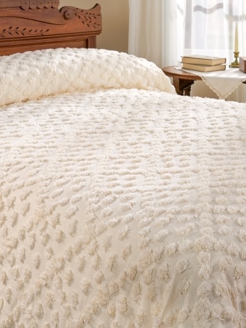 Diamond Chenille Cotton Bedspread with Fringe
