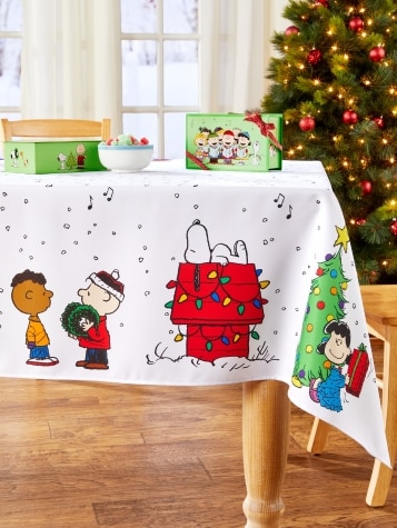 Peanuts Christmas Tablecloth | Oilcloth Tablecloth
