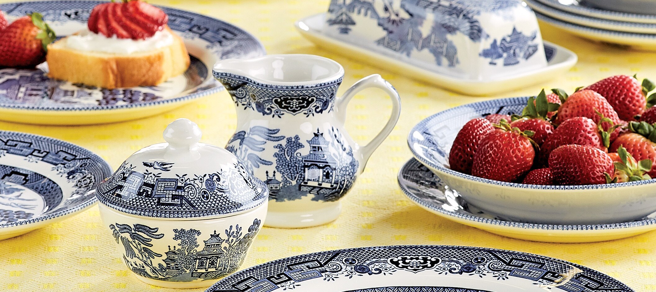 Blue Willow China Collection | The Vermont Country Store
