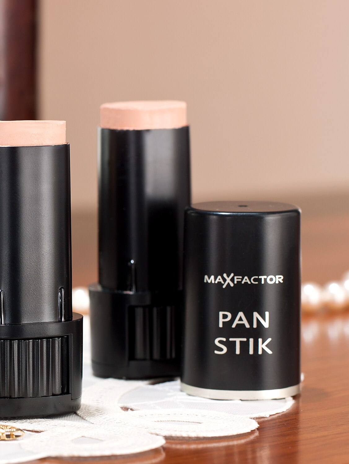 color chart maxfactor pan stick