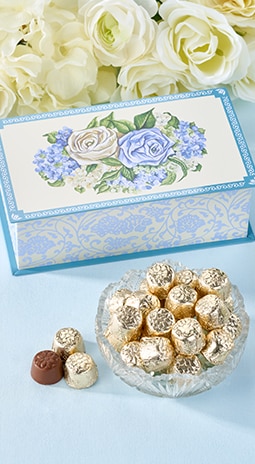 Victorian Rose Tin With Gold-Foiled Chocolates